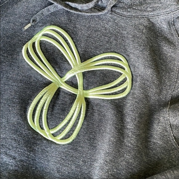 TNA Baltic hoodie lot - Picture 10 of 16